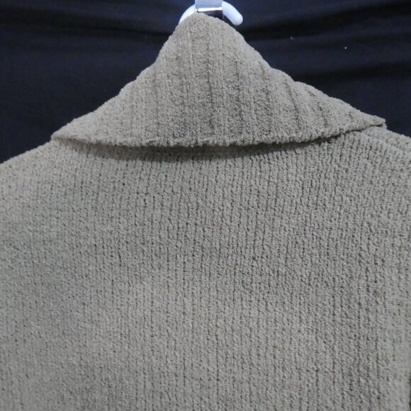 STUDIO LONDON - SL | large | Very Soft and Comfy Beige Turtleneck Sweater - Picture 11 of 15